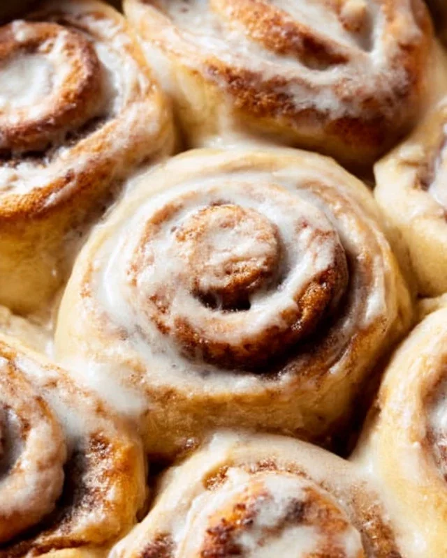 BEST Homemade Cinnamon Rolls